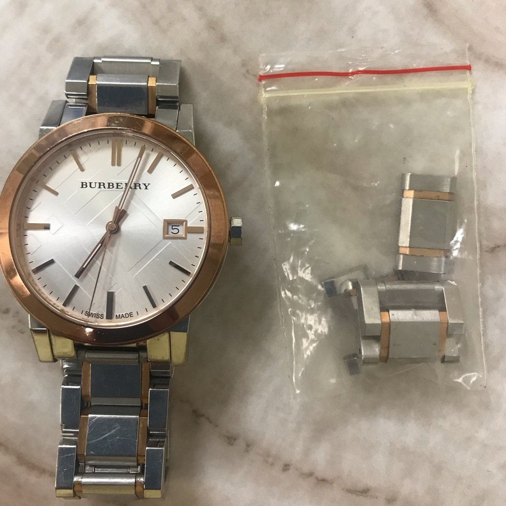 Burberry's Men Stainless Steel Rose Gold/Silver